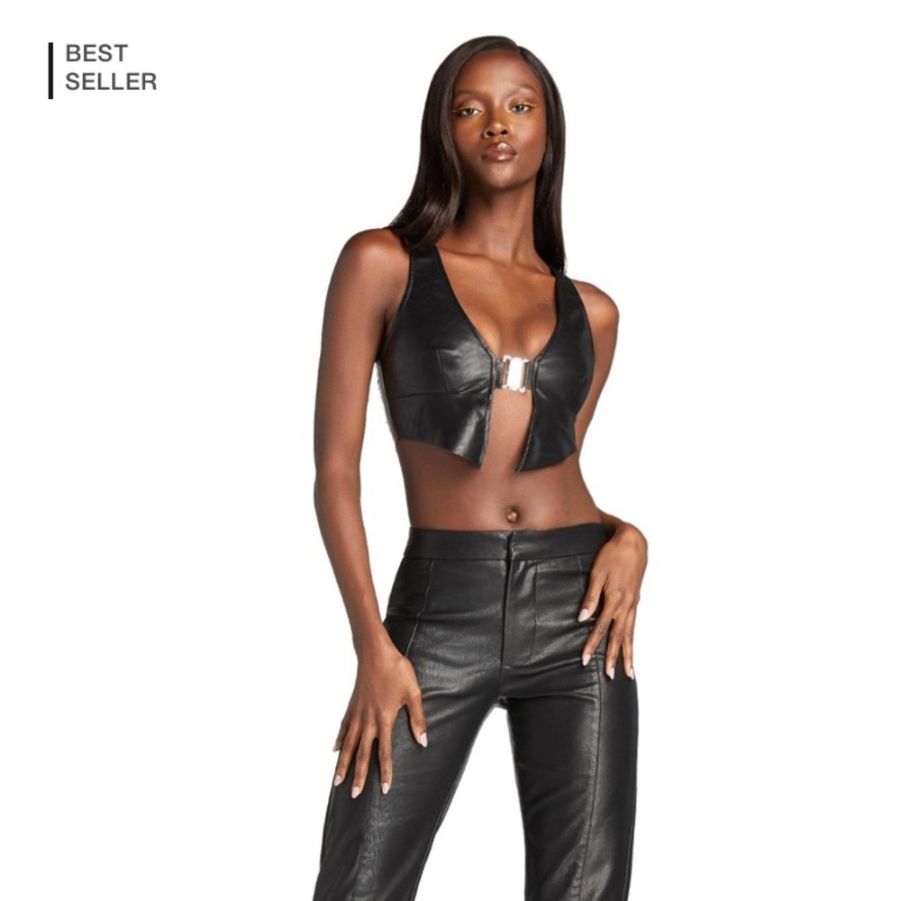 🚫SOLD🚫 I.AM.GIA Saros top - Black